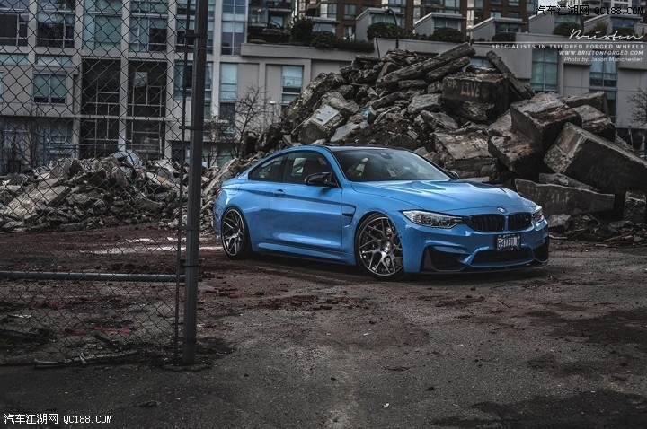 yas-marina-blue-m4-3.jpg