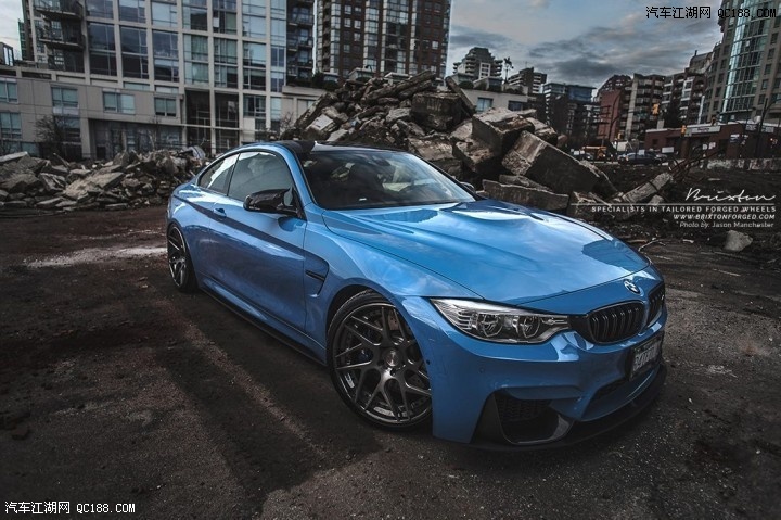 yas-marina-blue-m4-1.jpg