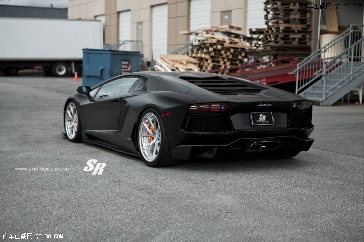 matte-black-lamborghini-aventador-7.jpg