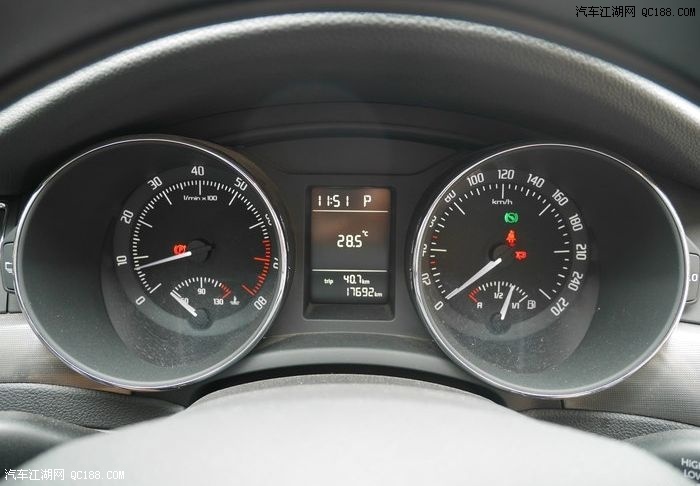 有点时间不容易 斯柯达速派1.4tsi17000 km用车体会