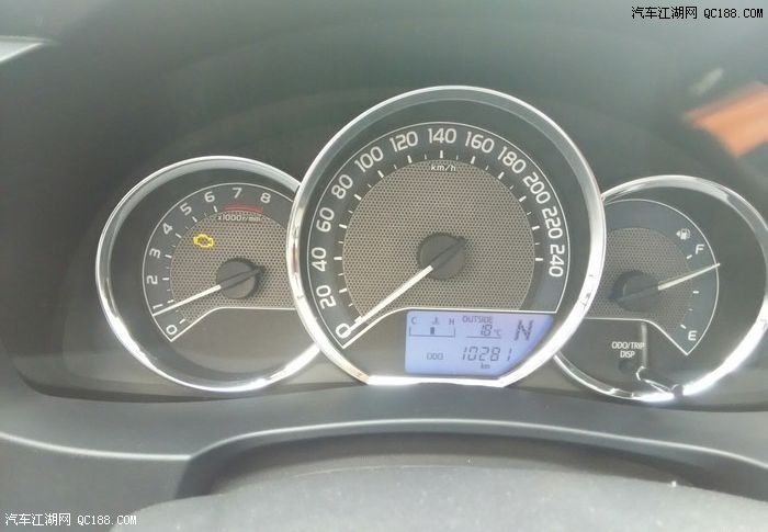 爱车14款卡罗拉出现故障灯亮的情况 怎么办