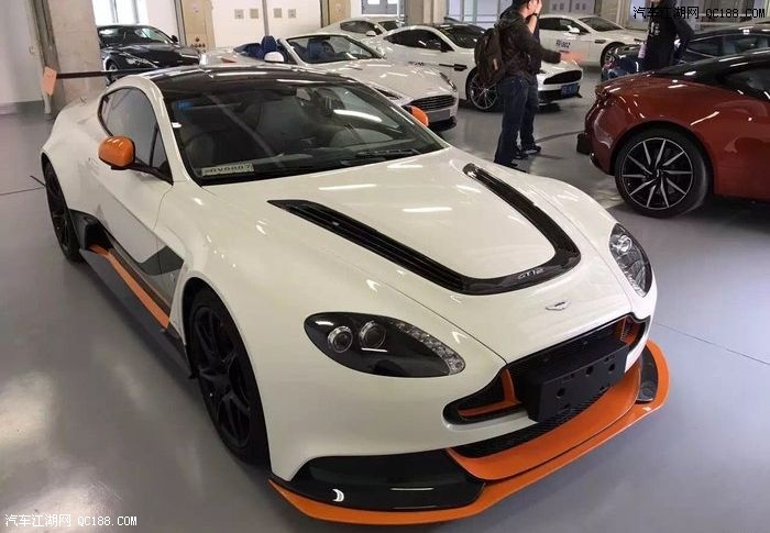 上海英伦赛车节上大开眼界试驾凯特海姆