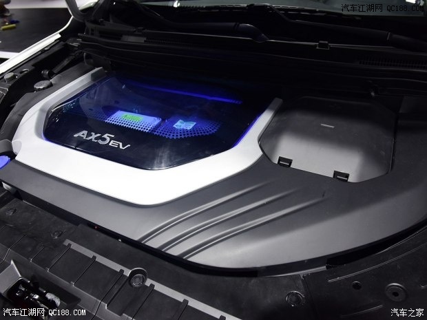 2017上海车展 东风风神AX5-EV车型发布