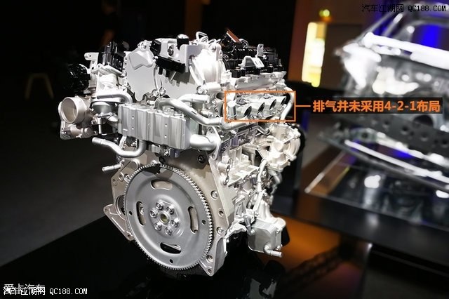 另外,skyactiv-x发动机的排气歧管做出了改变,由原来的4-2-1布局转变