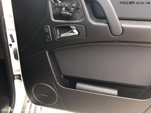 2017款奔驰G350d配置解析现车油耗评测