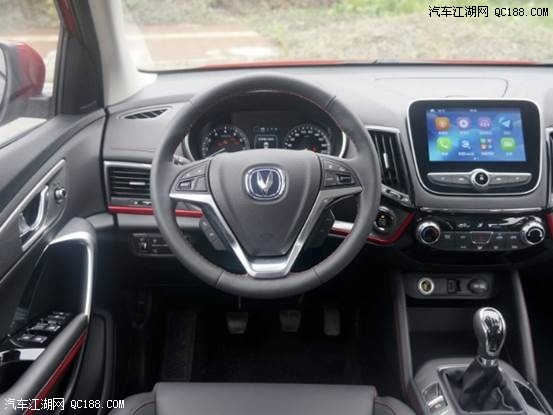 长安汽车CS55试驾 综合实力强性价比高