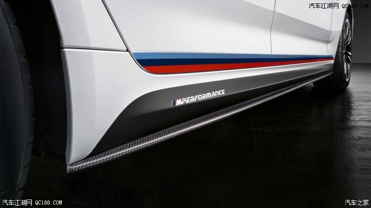 宝马正式发布M5 M Performance套件版车