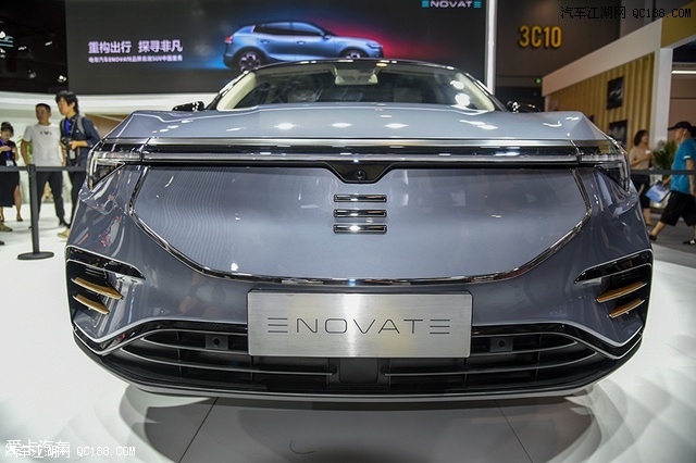 定位中高端 ENOVATE首款纯电动SUV实拍