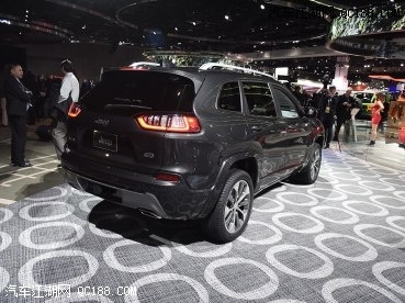 新款Jeep自由光将于2018年广州车展首发