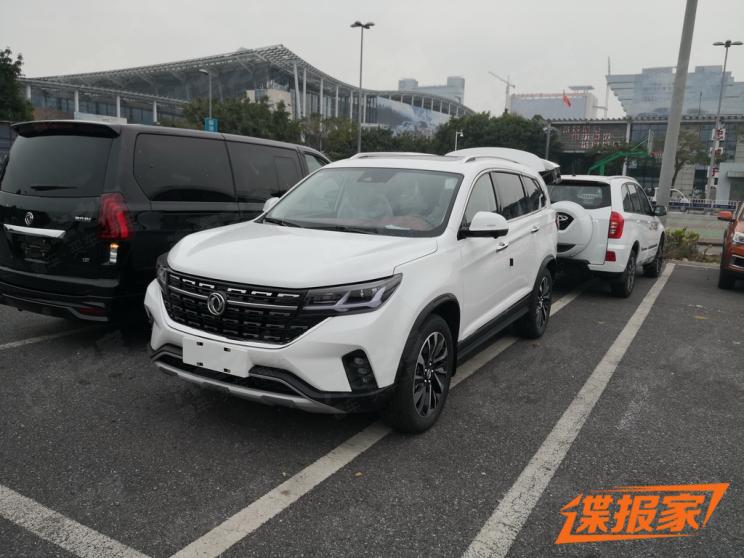 2018广州车展即将开幕 东风风行t7实车