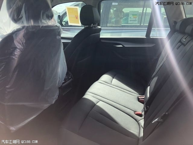 2018款宝马X5城市SUV 基本版3.0T到店实拍