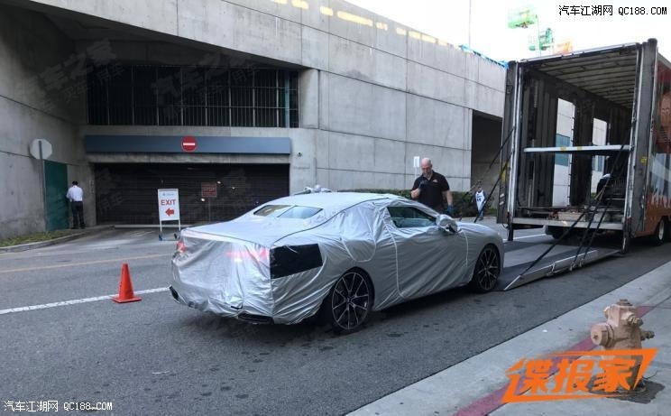 2018洛杉矶车展将开幕 疑似宝马8系敞篷