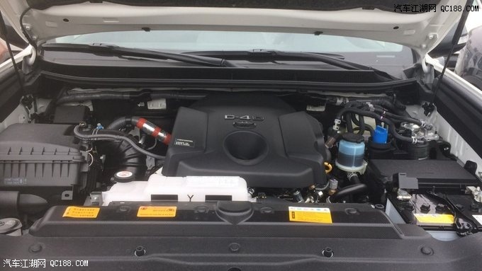 2018进口丰田普拉多2.8T柴油第四代车型评测