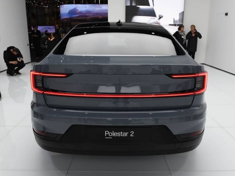 Polestar 2綯 ܽγ