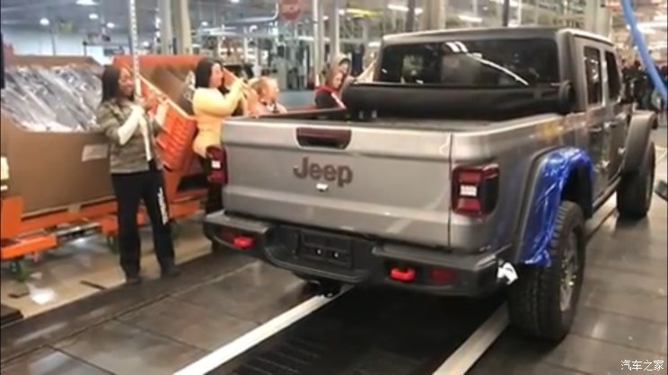 Jeep GladiatorڵڶȺ