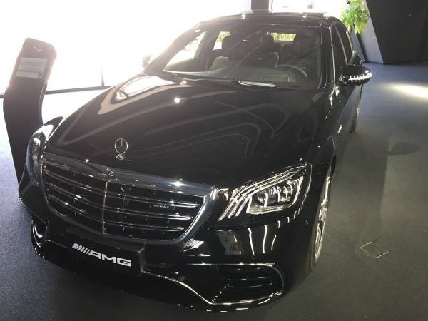 19款奔驰s63l amg 4.0t四座豪华轿车解析