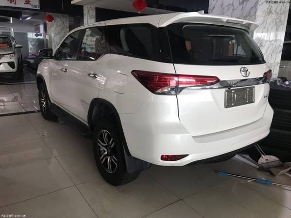 平行进口车2019款丰田奔跑者报价解析