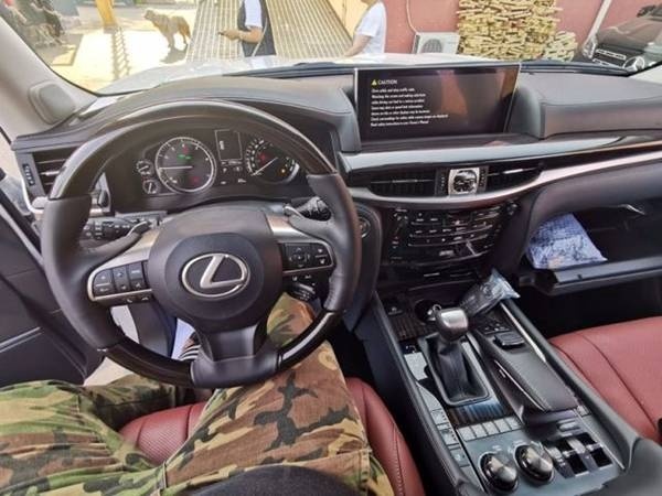 19׿˹LX570 յʰ