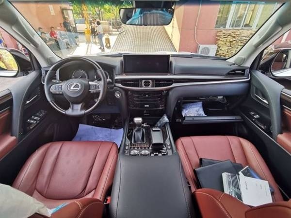19׿˹LX570 յʰ