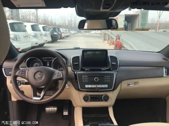 2019款奔驰GLE400全新改款3.0T评测体验