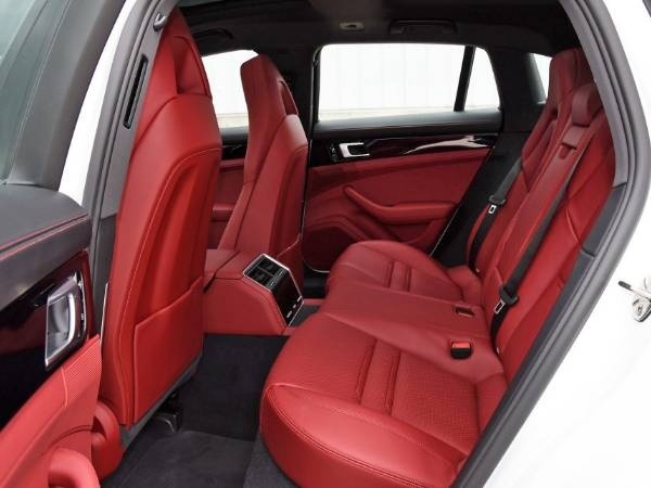 2019款保时捷帕拉梅拉Panamera 4S评测