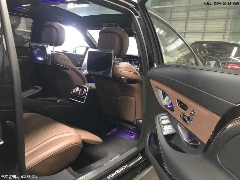 19款全新进口奔驰迈巴赫S650豪华配置实拍