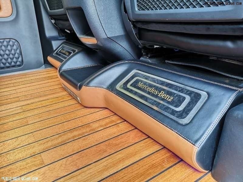 2019款奔驰V250商务车标轴版报价及图片