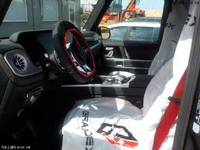 原装进口欧规版奔驰G63 方盒子越野实拍