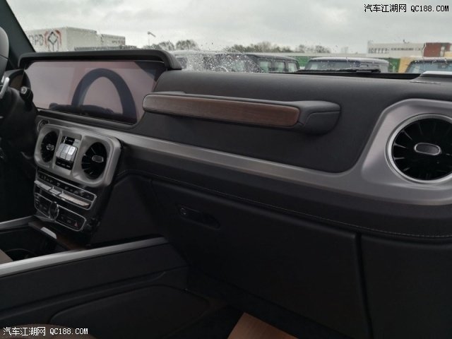 2019款全新奔驰G350d欧规柴油版评测体验	