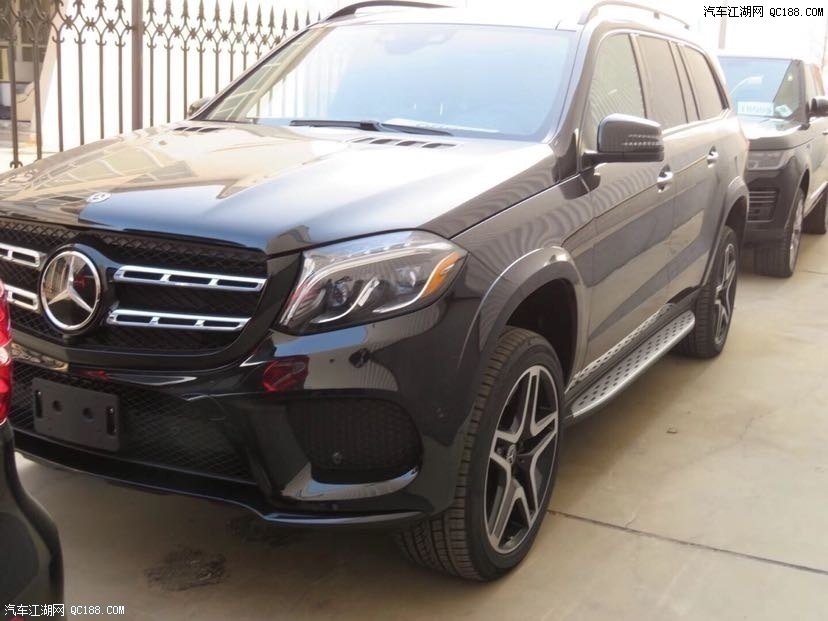 平行进口2019款奔驰GLS550加版实拍评测