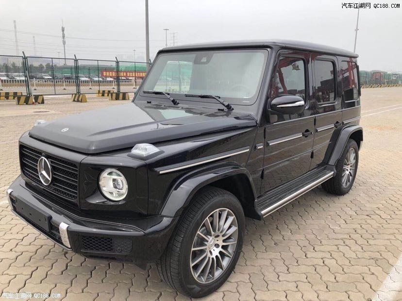 平行进口车2020款奔驰g350d柴油版实拍