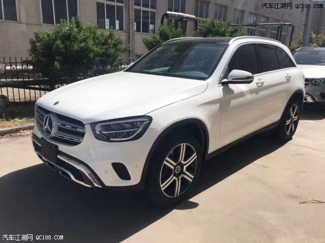 2020款奔驰glc300 2.0t轿跑suv现车价格