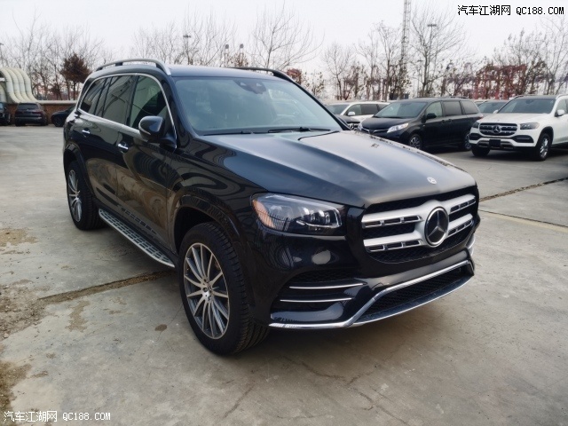 2021款奔驰gls450现车实拍配置动力解读