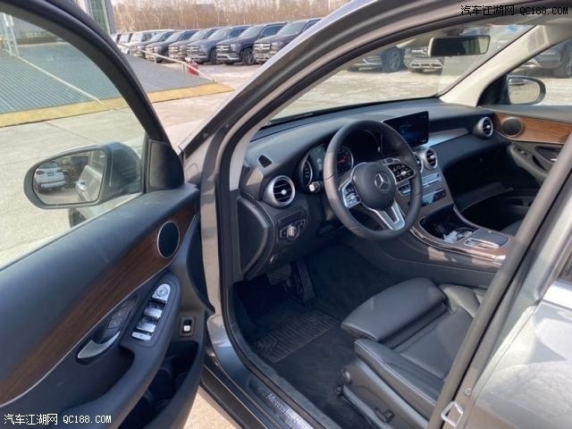 20款奔驰GLC3005门5座SUV国六现车体验