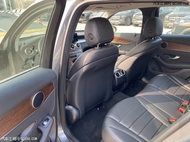 20款奔驰GLC3005门5座SUV国六现车体验