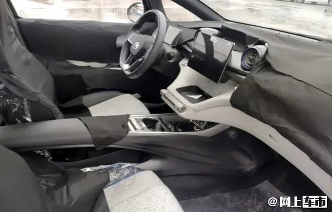 比亚迪新两厢电动车—ea1实拍图曝光
