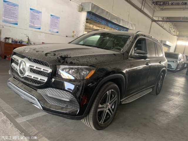 2021款全新一代奔驰gls450黑咖现车实拍