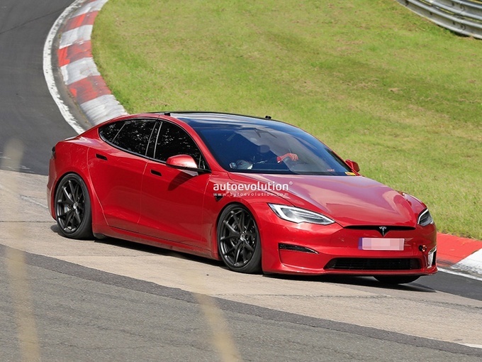 红色涂装 特斯拉model s plaid赛道曝光