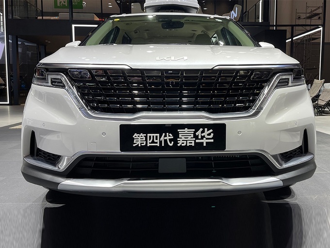 2021成都车展 起亚全新嘉华实拍图曝光_汽车江湖