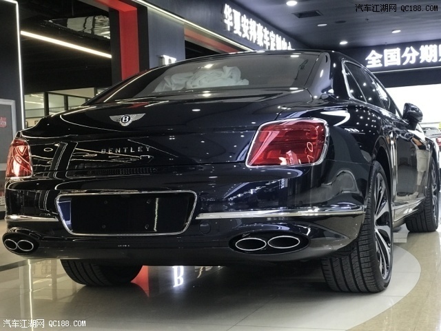 2021款宾利飞驰v8标准版实拍 配置解读_汽车江湖