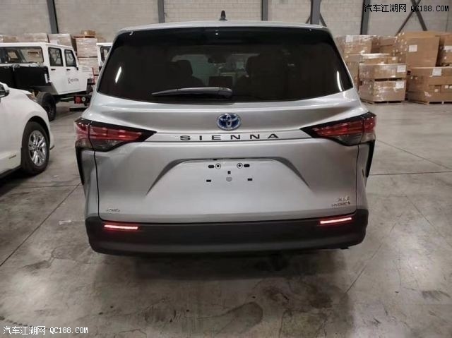 进口21款丰田塞纳xle25四驱加版现车