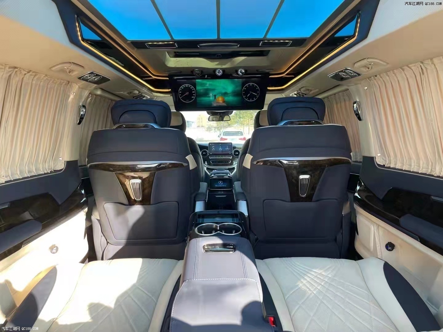 福建奔驰商务车v260,2021款奔驰v260商务车 高顶福建奔驰v260迈巴赫商务车7座解析