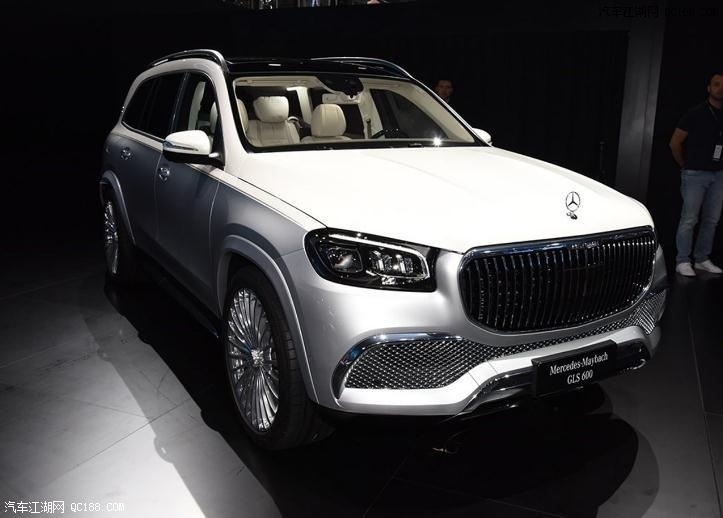 2022款奔驰迈巴赫gls600白色实车到店