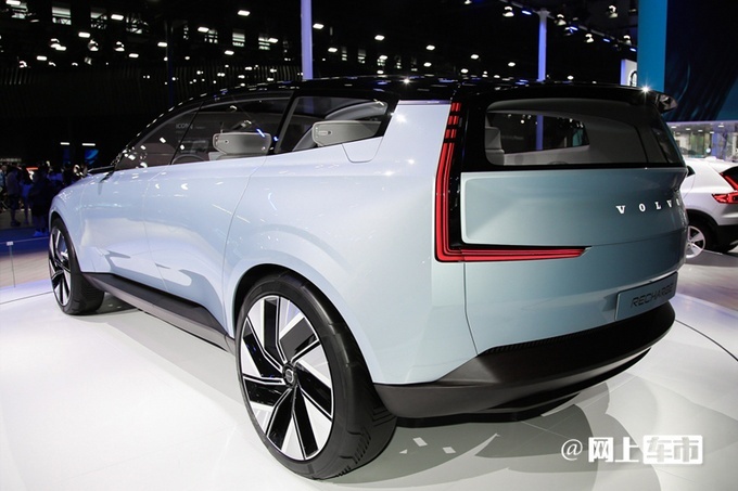 沃尔沃公布新纯电旗舰SUV“EX90”命名
