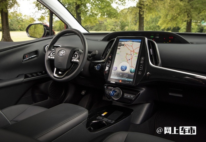 全新一代丰田Prius路试谍照 年底将推出