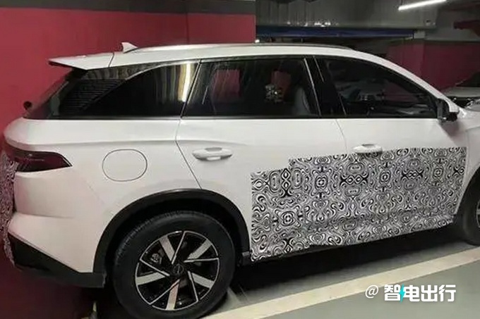 比亚迪军舰系列第二款车型护卫舰05谍照