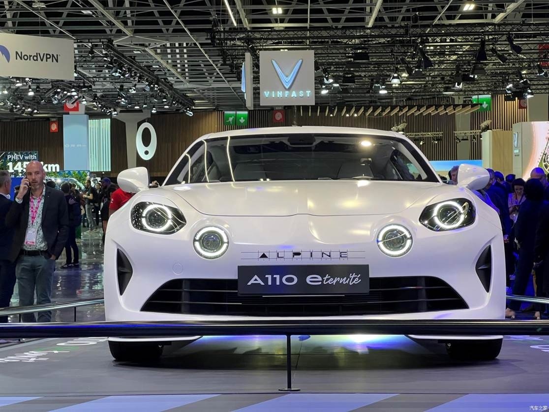 Alpine旗下A110 E-ternité概念车型亮相
