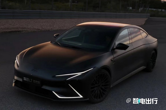 智己L7 Snake Performance高性能版上市