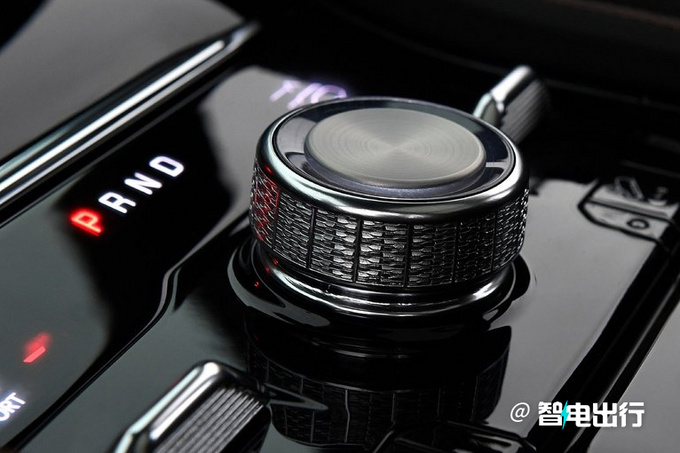 Jeep全新大切诺基4xe预售 售价65万元起