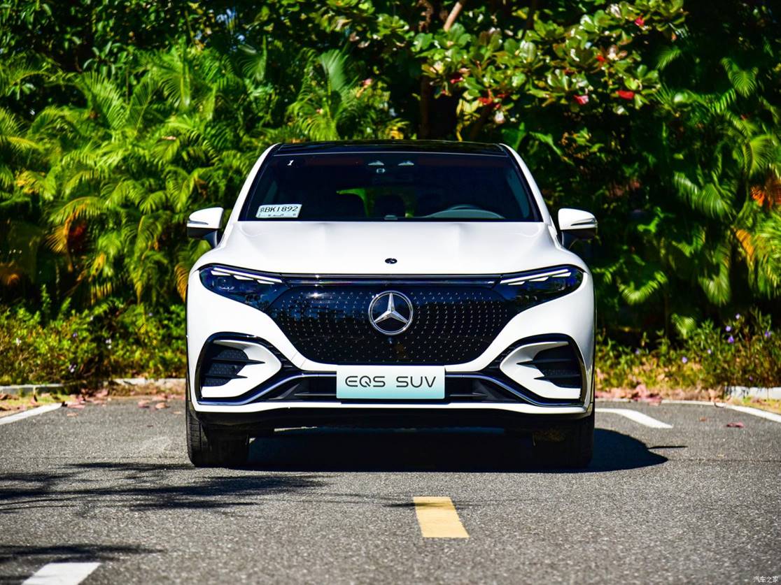 奔驰EQS SUV 于2月21日国内发布并上市